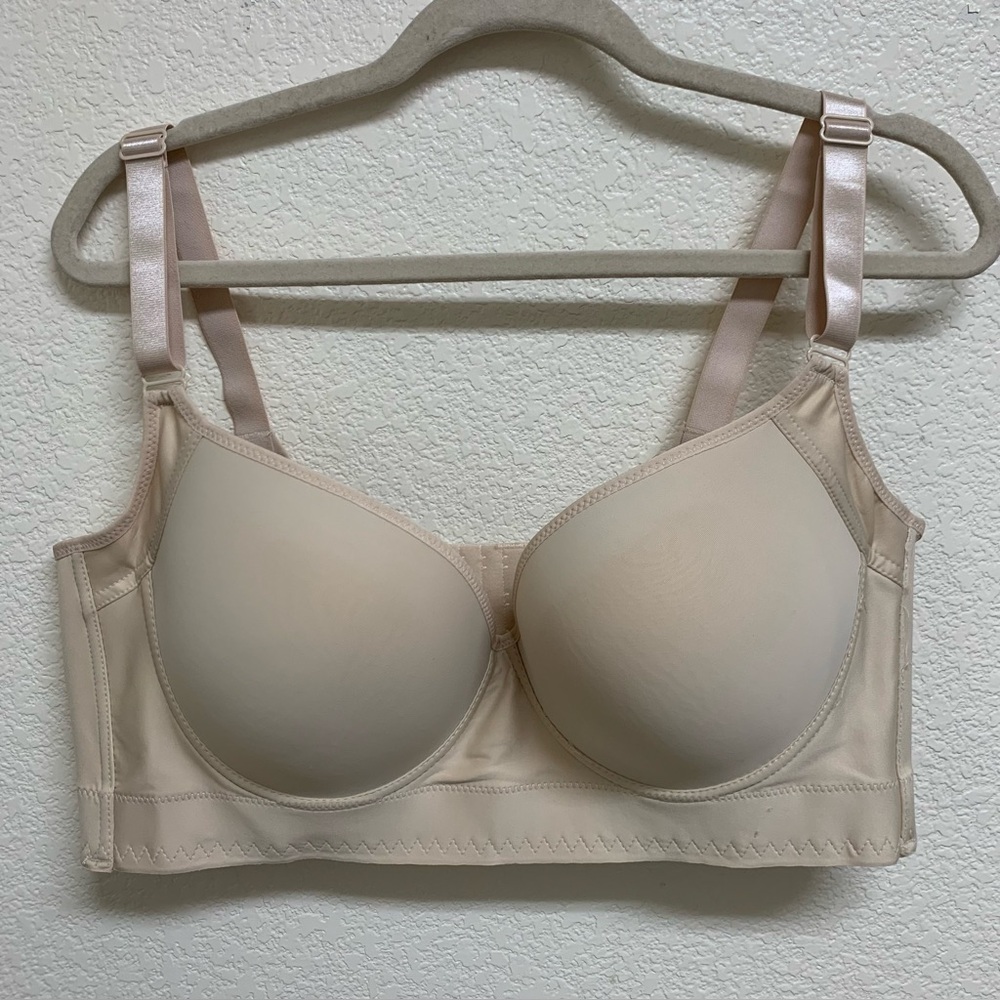 Nude Beige Underwire Plus Size Full Back Coverage Bra 44F Adjustable Stretch